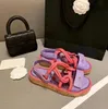 2024 Nuovi sandali Donne Donne Scarpe Channel Chanells Chanelsandals intrecciata con una tradizionale stile casual creatività semplice moda sandali neri estate