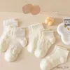 Calzini per bambini 5 paia Summer Soft Cotton Girls Socks Bambini traspiranti Calzini corti Cavie Shortle Lace Princess Mesh Ruffle Lolita Socks