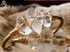 Natuursteen Open Bangle sieraden Vrouwen goud kleur draad wrap onregelmatige witte kristal kwarts manchet armbanden armbanden bg001Amab 240410