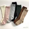 Kinder Socken neue süße Kinder kniehoch hohe Socken Baby Jungen Mädchen Baumwollnetz atmungsable weiche Socken Neugeborene Kind lange Socken Anzug für 1-8 Jahre