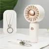 Ventiladores elétricos Novo Mini Mini Fan fofinho USB Charging Quiet Desktop portátil Little Amarelo Fã de Pato Vento forte 3 Velocidades Escola Ajustável