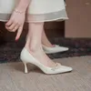 Elbise Ayakkabı Kore Versiyonu Margarite Sandalı Sığ Ağız İnce Topuk 2024 Moda Sıradan Basit Topuklar Kadınlar Sonbaharda