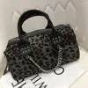 Sacs à bandouliers Spring Super Fire Leopard Imprimé en cuir givré Port Port Style Niche One Messenger Pillow Mandsbag Sac Femme