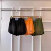 Frauen -Shorts -Designer Sommer 24 Dreieckshorts Elastische Taille Freizeit lose vielseitige Sportshorts für Frauen