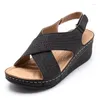 Scarpe casual 2024 Fashion Women Wedges Piattaforma di sandalo Filla Sandali estivi all'aperto per le panni da donna Donna