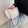 Sacs à bandouliers Fashion Pearl Chain Saddle Crossbody for Women 2024 Luxury Design Spolds Hands Sacs Messenger Messenger Cluth High Quality