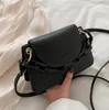 Schoudertassen Korea Ulzzang Solid Color Vintage Ins Women Messenger Bag Casual Dames Fashion Chic mobiele telefoon Bagag