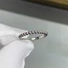 Gioielli di marca Van Mizhu Tricolor Ring è e può essere impilato per l'abbigliamento quotidiano.Nicchia di nicchia di nicchia di lusso semplice uomini adatti donne da indossare alla moda