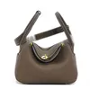 Tygväska äkta läder Autumn New Leather Messenger Bag Top Layer Cowhide Mini Doctor Bag Single Shoulder Bag Womens Bag mode Små fyrkantig väska