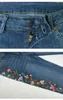 Jeans pour femmes Mid-Rise 2024 côté droit brodé de pantalon micro-scandalement rétro-ingénit