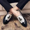 Scarpe eleganti in pelle casual maschi coreana retrò abbigliamento formale formale per mocassini di lavoro