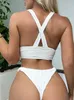 Mutade feminina 2024 Triângulo sexy Bikini Solid Cross V Neck Swimsuith Mulheres brancas Brasileiras cortadas na praia maiô preto preto pleatewearwear