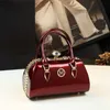 Clip netta rossa sacca da donna personalità versatile in pelle versatile piccole spalla singola sacca da uomo cuscino alla moda