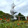 Decoratieve beeldjes 3D Roterende windtuig om te draaien Spiraalhangers Patio Spinner Bell voor Home Decor Garden Hanging Decoratie Outdoor