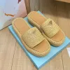 Klassiska designer sandaler berömda designer kvinnor virkade platt bilder sandal plattform klackar skjutreglage chunky stickade skjutreglage sandles sommar flip flops tofflor skor