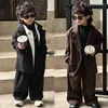 Kläder set pojkar set höst och vinter koreansk stil förtjockad kostym jacka fasta byxor tvådelar barn butikskläder 1-12 år gamla