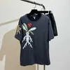 Designer de camiseta feminina Luo Jia 2024 Brand da marca de moda da primavera Condado Mandela Gras