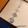 Designer Jewellery Three Flower Wisiant Naszyjnik z Diamond Crystal for Women Classic Luksusowa marka Złota Prezent z pudełkiem