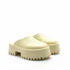 Designer Slipper Women Platform Fashion Slide Summer Flat Beach Sandaal Bruin Zwart Wit Oranje Paarse wolk Zachte schoenen Dames Beachschoenen Dames buitensport