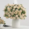 Fleurs décoratives s Silk Artificial Tea Bud Rose pour mariage Bridal Bouque Garden Décoration de Noël Couronnes Home Vase DIY Cadeau