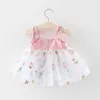 Robes de fille Summer Girls Suspender Robe bébé fille avec des ailes étoiles Moon Cartoon broderie Patchwork Mesh Robe