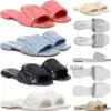 Designer Miui Womens Beach Slippers Famous Classic Flat Heel Summer Fr.ee Shipping Designer Slides Shoes Bath Ladies Sexy Sandals Storlek 36-41