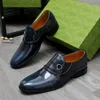 Designer luxueux hommes habit chaussures de robe authentique en cuir breveté noir marron bleu mocassins affaires chaussures faites à la main g de fêtard formel de bureau de mariage homme moelle