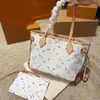 Luksusowy projektantka 24SS biała trikolorowa torba na poduszkę damską torebkę na ramię w torbie crossbody torebka 19 cm covmg