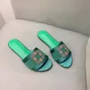 Fashion Green Silk Sandals Chaussures pour femmes Sandal Slippers House Slipper plage noir en cuir plat talon Rhinestone High Sense Wear Drag Daily tenue Chaussures Classiques