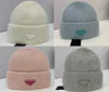 designer beanie beanies Womens winte hat P home Mens Fisherman hat Triangle badge Winter Warm color blue white2607150