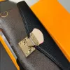 2024SS Heren- en Dames Universal Luxury Designer Classic Presbyteria Folding Wallet Wallet Card Bag Interieur Pocket Pocket Dames Kaarthouder Designer Bag