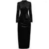 Robes décontractées Moaayina Automne Fashion Designer noir Vintage Velvet Robe Femme Collier de soc