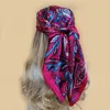 Bandanas Durag Bandana Silk Head/Hair Scarf Dames Luxury Brand Summer Fashion Seizoensgebonden hoofdband 90 * 90 cm hoofdband Foulard Dames Luxe mozaïek 240426