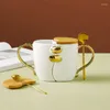 Mokken van hoge kwaliteit keramische 2 stks/set koffiekopjes voor bruiloft en Valentijnsdag geschenken gepersonaliseerde mug kawaii paar cadeau thee -beker