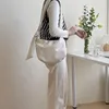 Tas 2024 dames Koreaanse ontwerper vrouwelijke handtassen hoogwaardige pu lederen dame schouder crossbody frenal riem hele verkoop