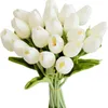Dekoratif Çiçekler 10 PCS Yapay Çiçek Gerçekçi Dokunmatik Lale Scrapbooking Vazo Ev Dekoru Düğün Bahçe Kemeri Çelenk Anneler Günü