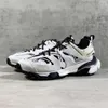 Vente directe d'usine 2024 Luxury en gros Old grand-père piste 3,0 Chaussures décontractées Tripls s femme argent noir noir gris blanc royal baskets sportifs