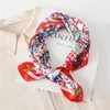 Bandanas Durag High quality printed silk scarf luxury brand womens 60 * 60cm square scarf spring/summer fashionable headscarf tie bag 240426