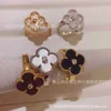 Designer merk klaverring met diamant hoge versie witte fritillaria v goud gepaarde laser gesneden natuurlijk rood jade merg volledige vrouwelijke sieraden met logo