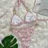 Articles de maillots de bain pour femmes mode 2024 Summer Casual Bikini Set Velvet Bandage Bandage Diamants Suite des maillots de bain tendance 11xx9157