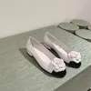 2024 Ballet Flats Diseñador zapatos planos para mujeres Floral Tacos de cuero genuino Grueso zapatos de boda Zapatos de boda Fiestas y banquetes zapatos de vestir cuero de piel de oveja