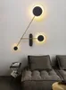 Lâmpada de parede moderna LED LED Light Indoor Circular Living Room Rocker Armal Angle Ajustável Attico preto