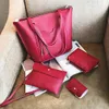 Donna con corsetto PU Bag 2024 Fashion a quattro pezzi Portafoglio Messenger Portafoglio Elegante viaggio composito antifurto