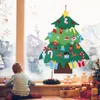 Weihnachtsdekoration DIY Filzbaum für Kinder Kinder mit abnehmbaren Cartoon -Ornamenten Jahr Weihnachtsfenstertür Wand Hanging Dekor M6ce