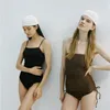 INS-Stil Neue einteilige Badeanzug Frauen Retro Koreanischer Stil einfacher Top-Draw-String-Badeanzug Maillot de Bain Thong Monokini