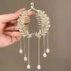 Hair Clips Barrettes Pearl Rhinestone Hair Claw Clips Flower Horsetail Buckle Bun Ponytail Holder Hair Clip Women Female Hair Accessories 240426