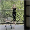Francuskie eleganckie sukienkę z paskiem wysokiej jakości paski wysokiej jakości sukienki średniej długości Damskie jesienne ubranie Ladie Party 240425