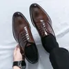 Sıradan Ayakkabı Deri Moda Oxfords Erkekler All-Match gelinlik vintage şık varış erkek ayakkabı