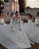 Boho bollklänning bröllopsklänning för brud av axel fullla bröllopsklänningar långa ärmar ruffle mantel de mariage lacefull brudklänningar