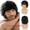 Wig Mens Bandband Style Golden Upwned Courte bouclée Coiffure inclinée Bangs de fibre synthétique de 12 pouces